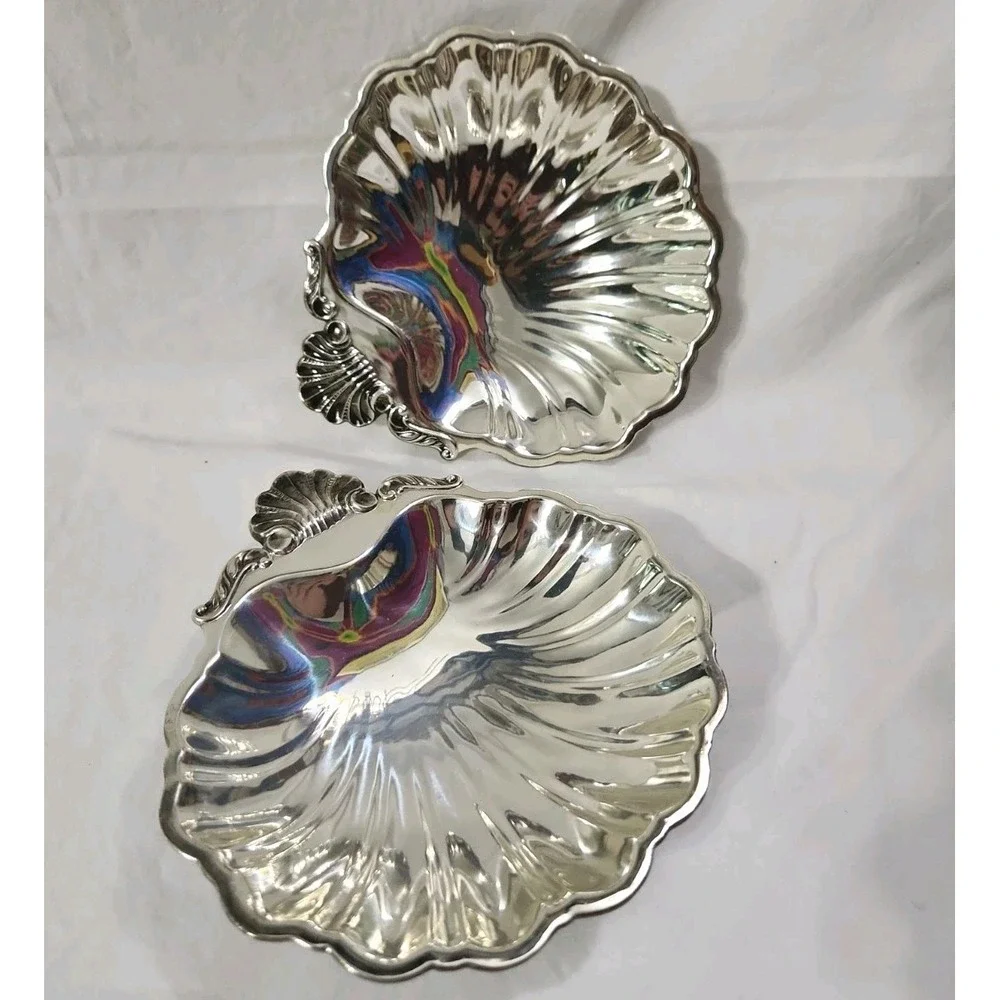 Silvertone Small Shell  Serving Dishes Set Of Two
